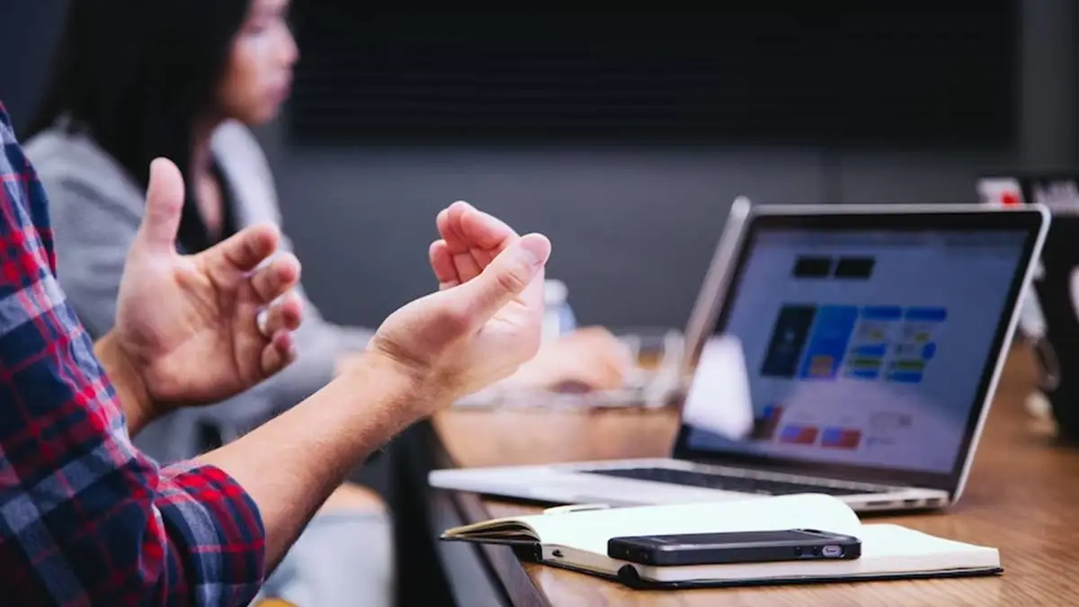 Tips for Cracking Your First Job Interview